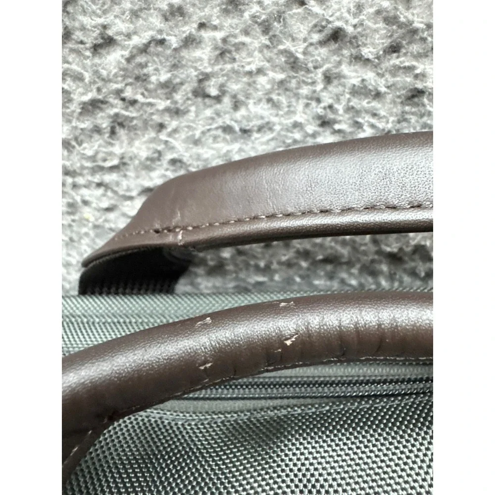NWD Tumi Compact Large Screen Laptop‎ Brief Bag Black 13.5